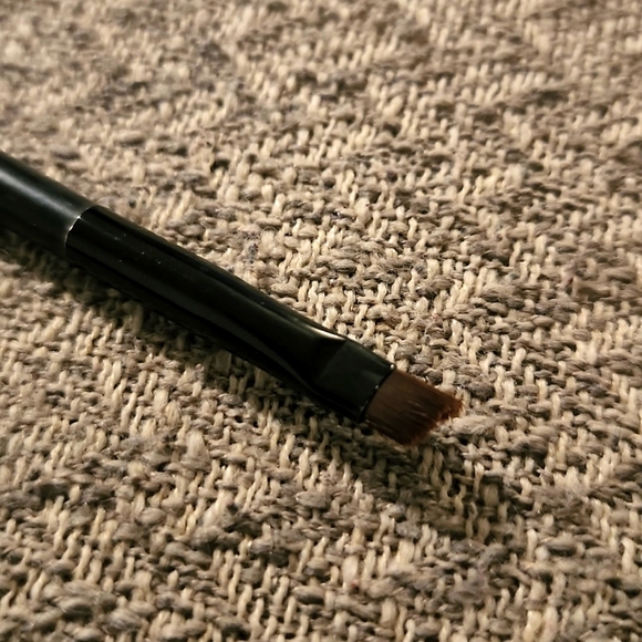 EUC!!! Mary Kay 3-in-1 Eyeliner/Eyebrow Brush - Picture 3 of 4